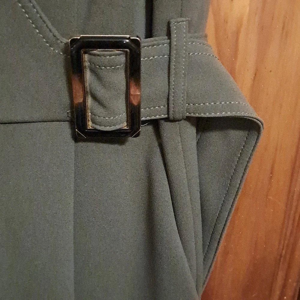 Amazing Calvin Klein pantsuit! - Picture 4 of 5